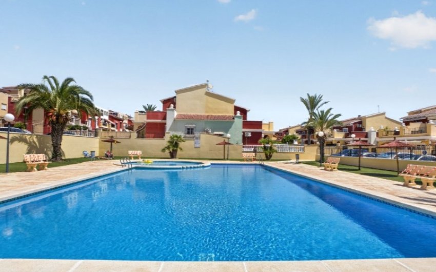 Herverkoop - Town House -
Torrevieja - Costa Blanca