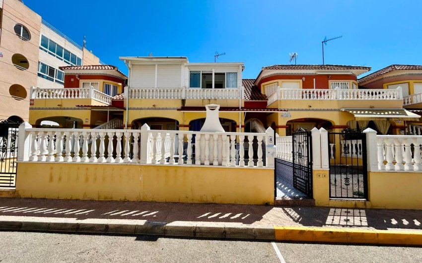 Herverkoop - Town House -
Torrevieja - Costa Blanca