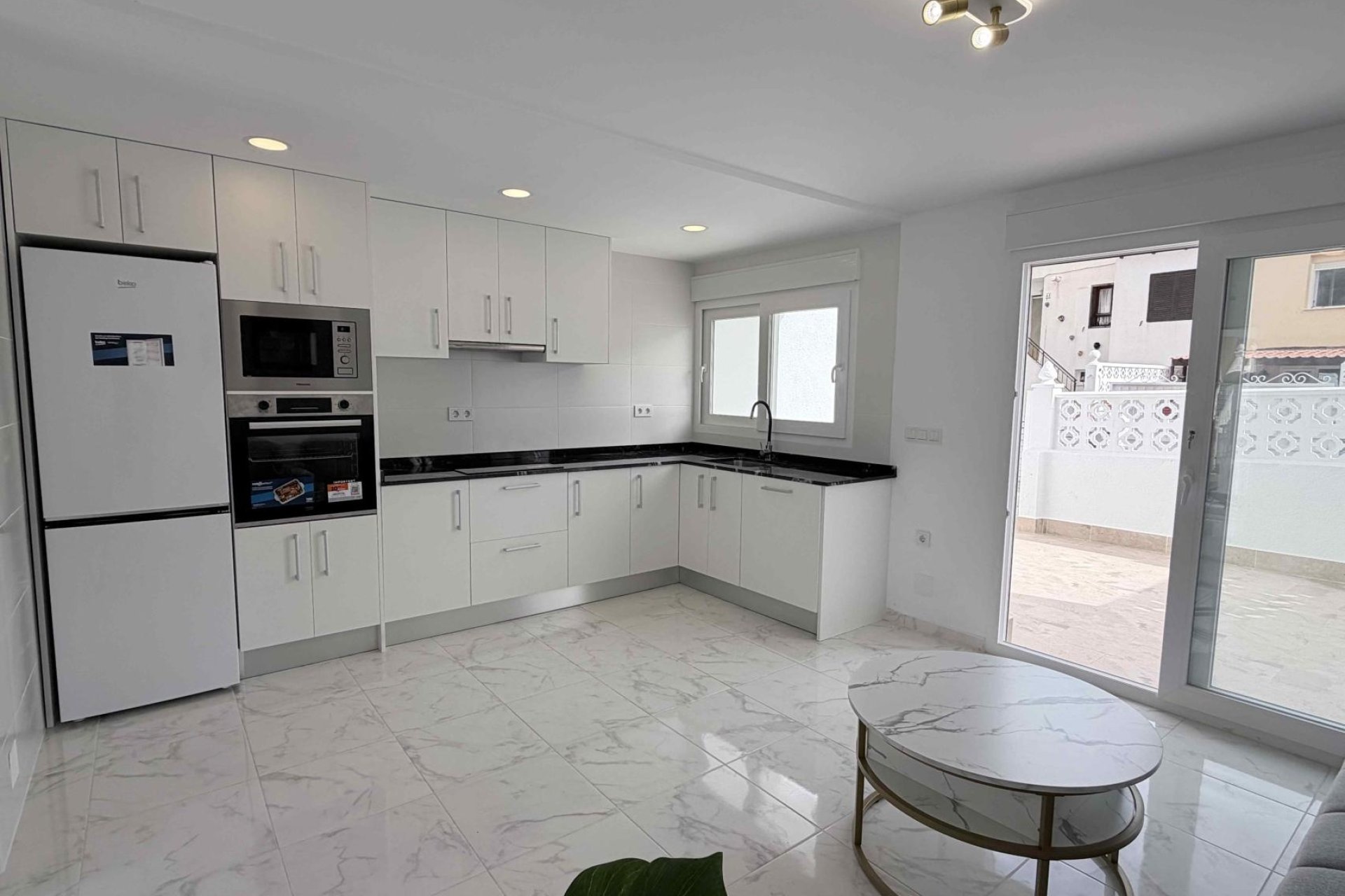 Herverkoop - Town House -
Torrevieja - Costa Blanca