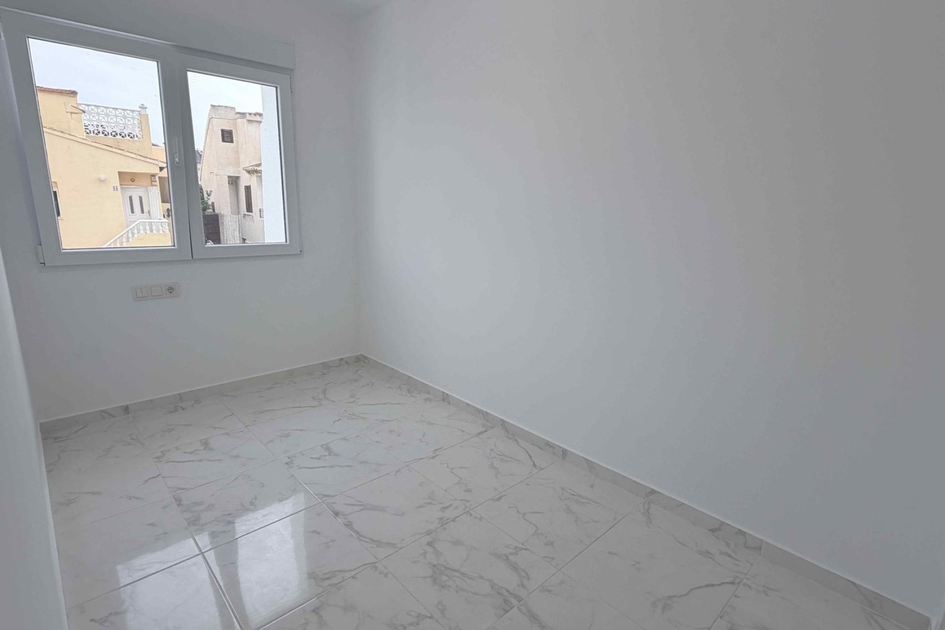 Herverkoop - Town House -
Torrevieja - Costa Blanca