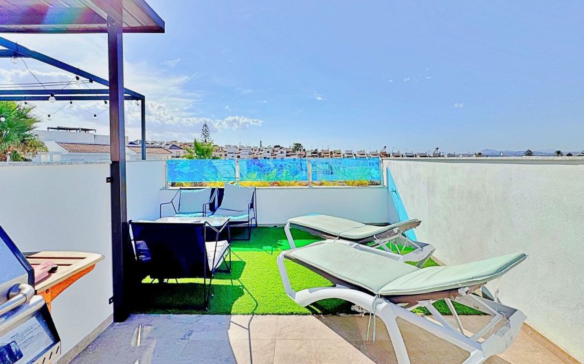 Herverkoop - Town House -
Torrevieja - Costa Blanca