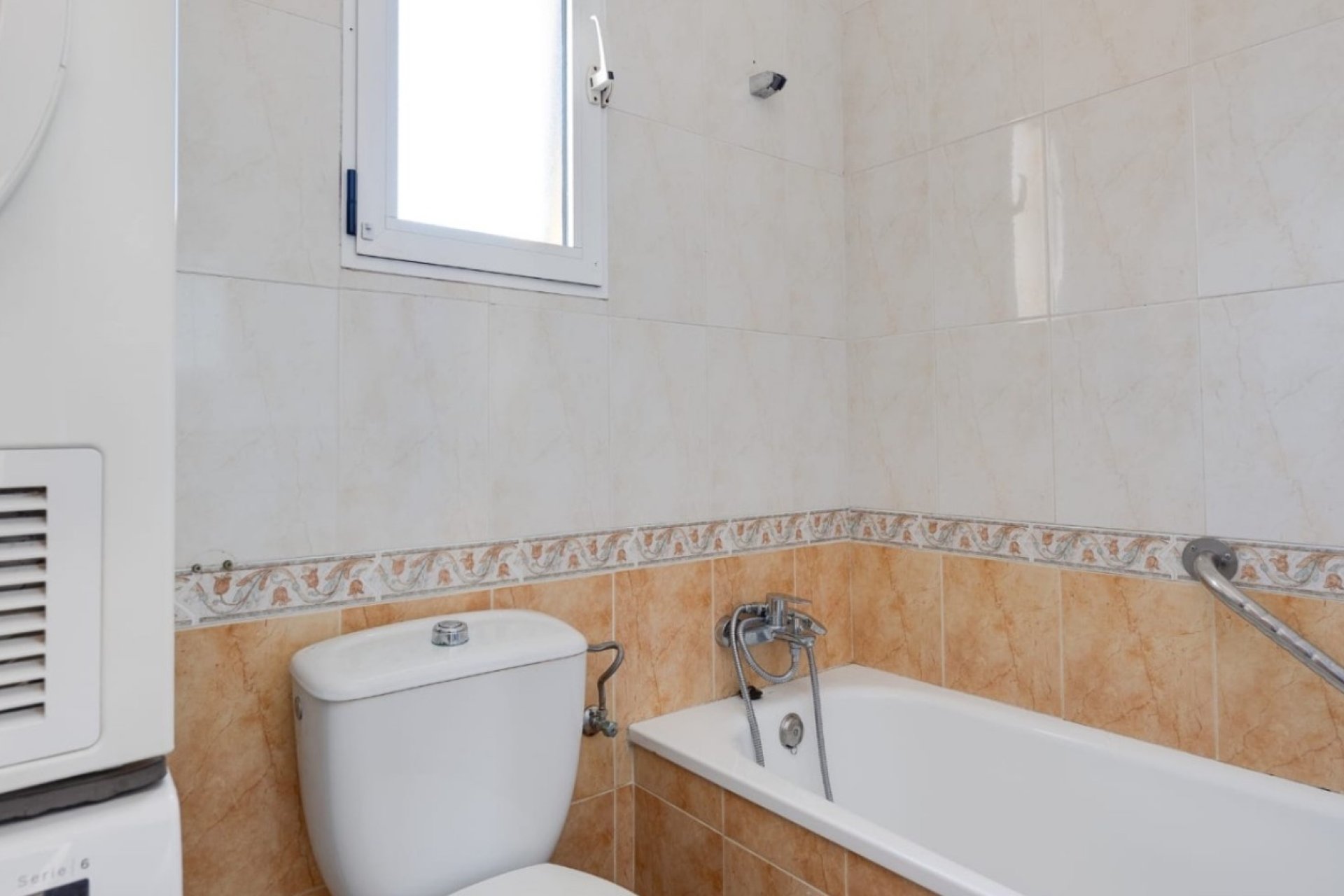 Herverkoop - Town House -
Torrevieja - Costa Blanca