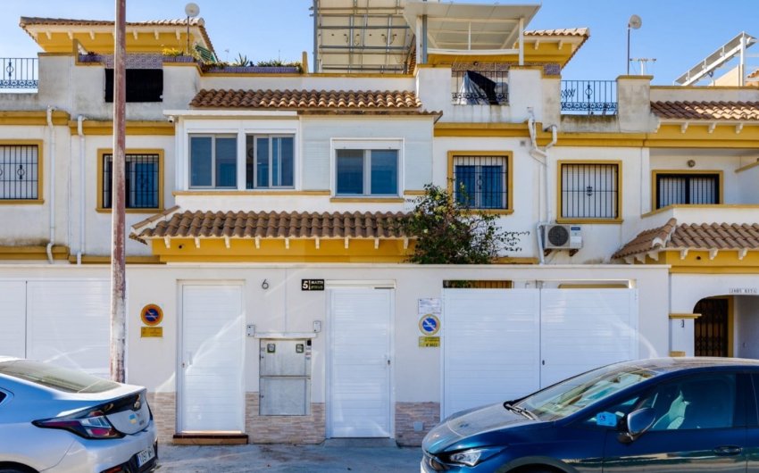 Herverkoop - Town House -
Torrevieja - Costa Blanca