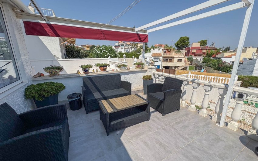 Herverkoop - Town House -
Torrevieja - Costa Blanca