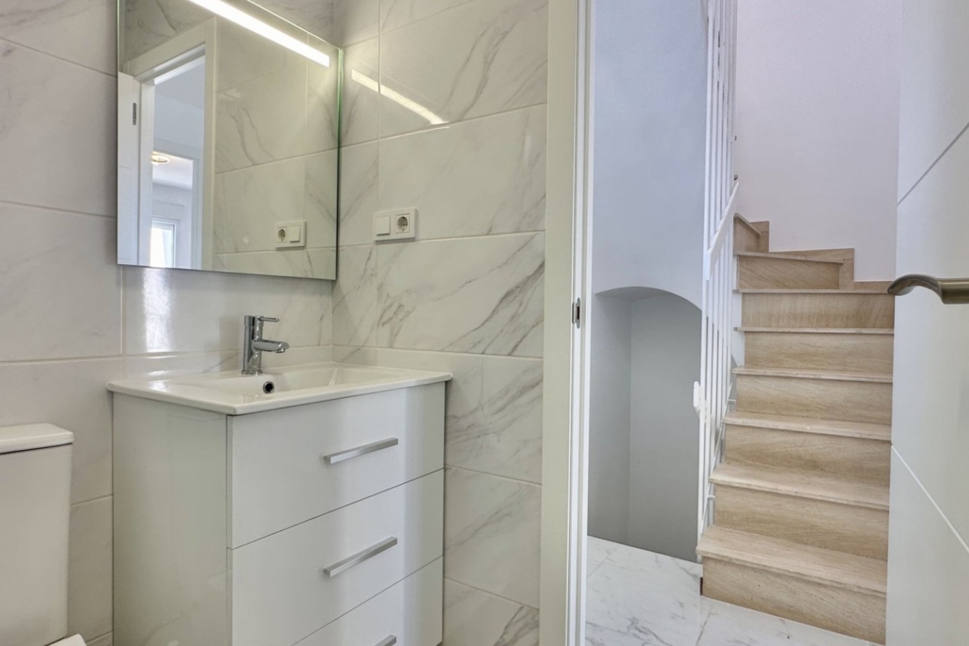 Herverkoop - Town House -
Torrevieja - Costa Blanca