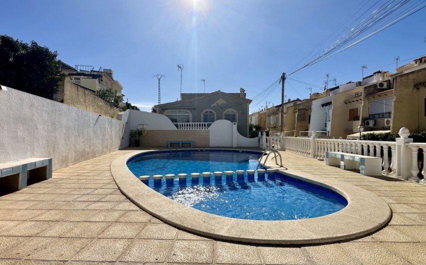 Herverkoop - Town House -
Torrevieja - Costa Blanca