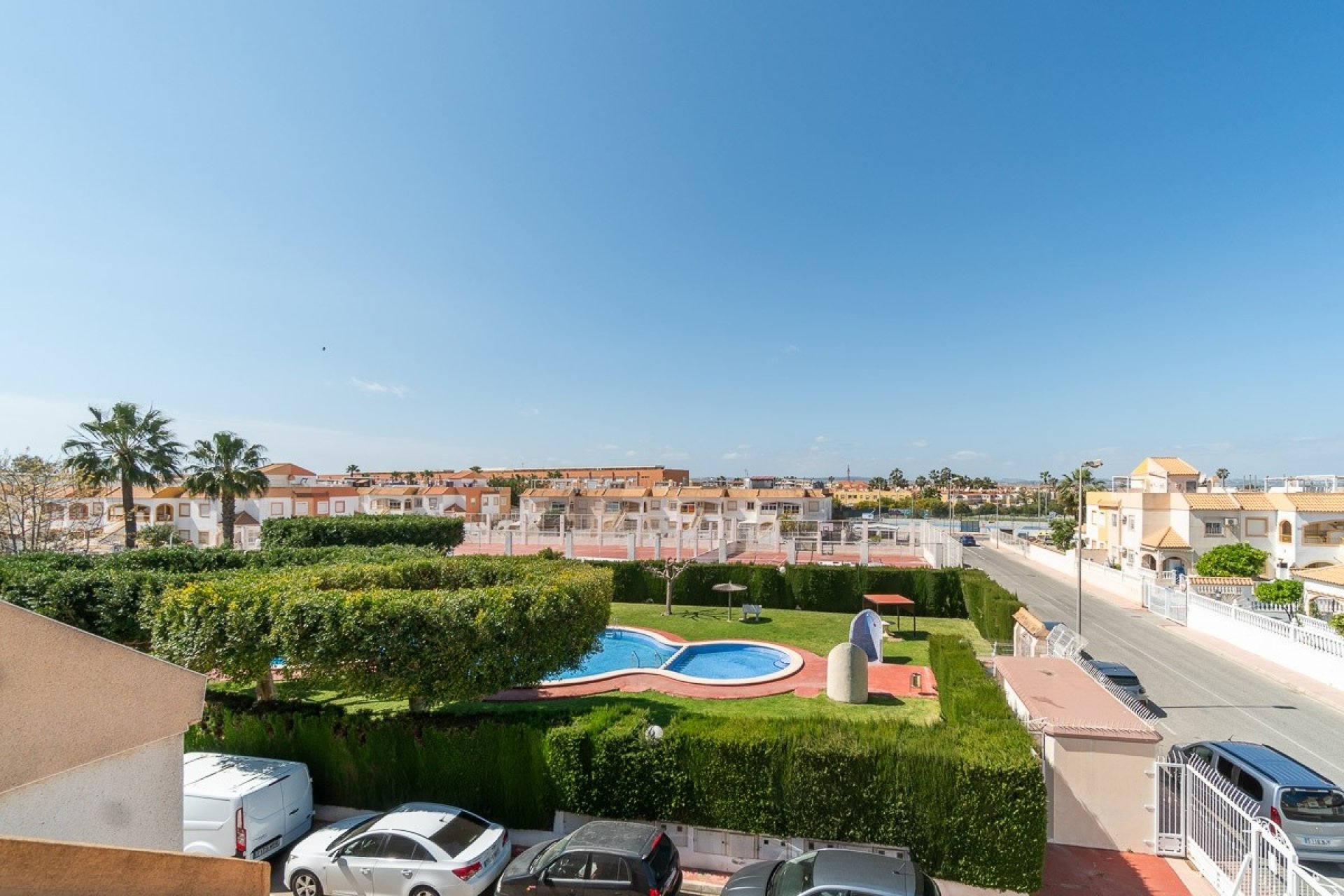 Herverkoop - Town House -
Torrevieja - Costa Blanca