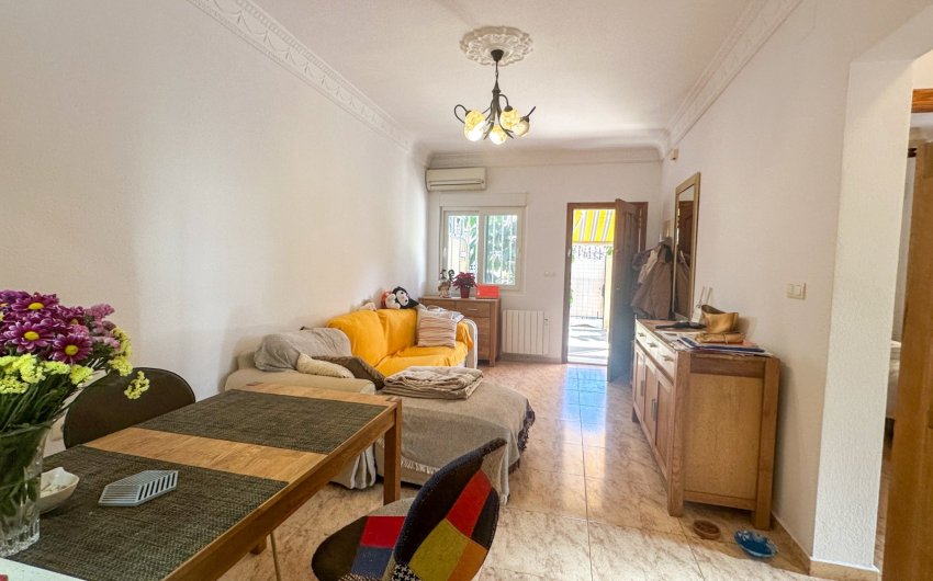 Herverkoop - Town House -
Torrevieja - Costa Blanca