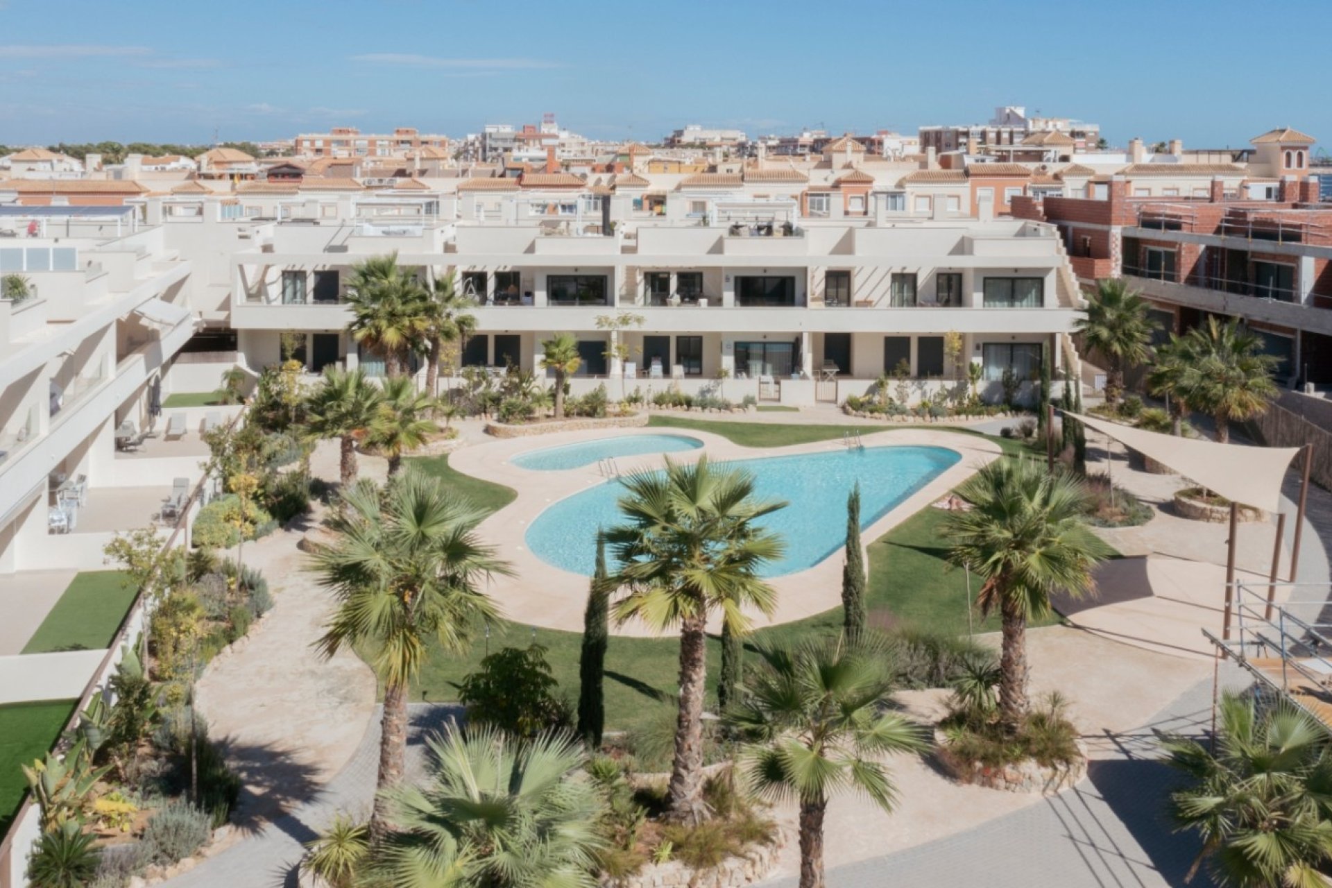 Herverkoop - Town House -
Torrevieja - Costa Blanca