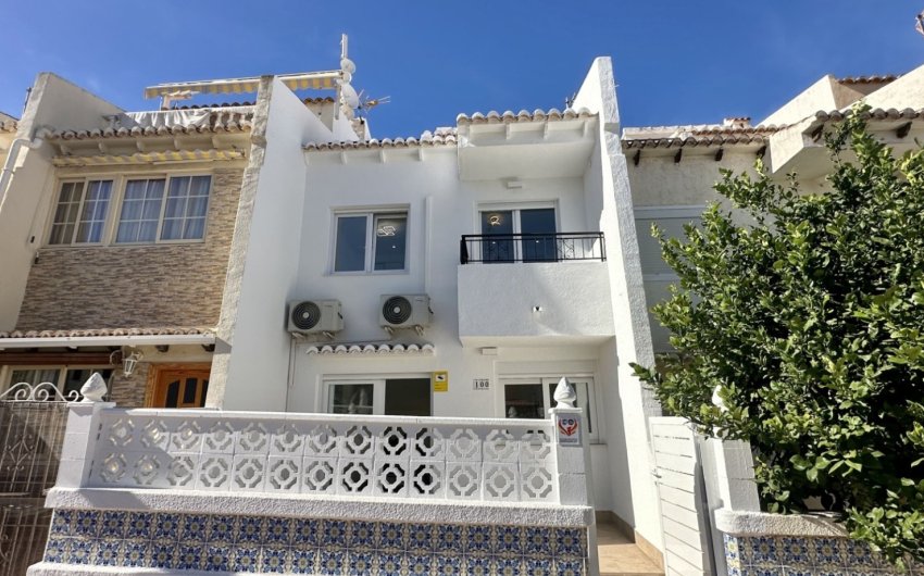 Herverkoop - Town House -
Torrevieja - Costa Blanca