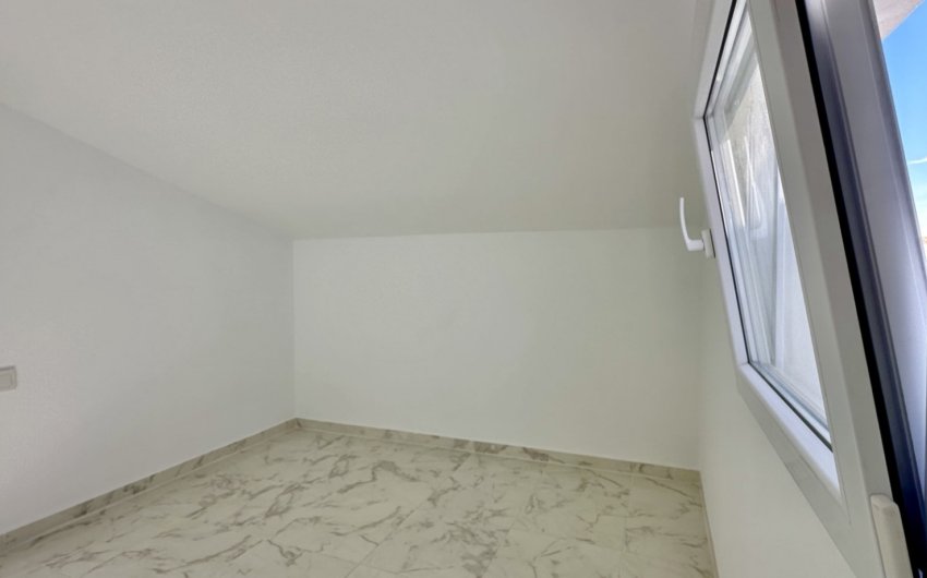 Herverkoop - Town House -
Torrevieja - Costa Blanca