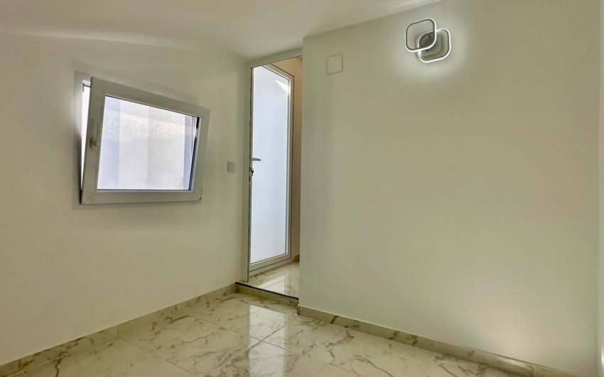 Herverkoop - Town House -
Torrevieja - Costa Blanca