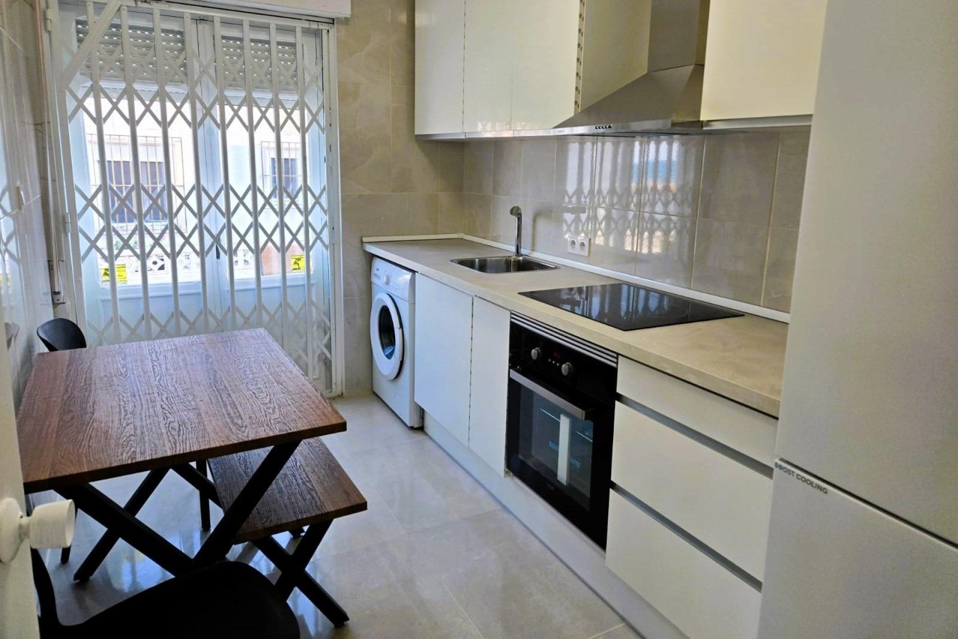 Herverkoop - Town House -
Torrevieja - La Mata