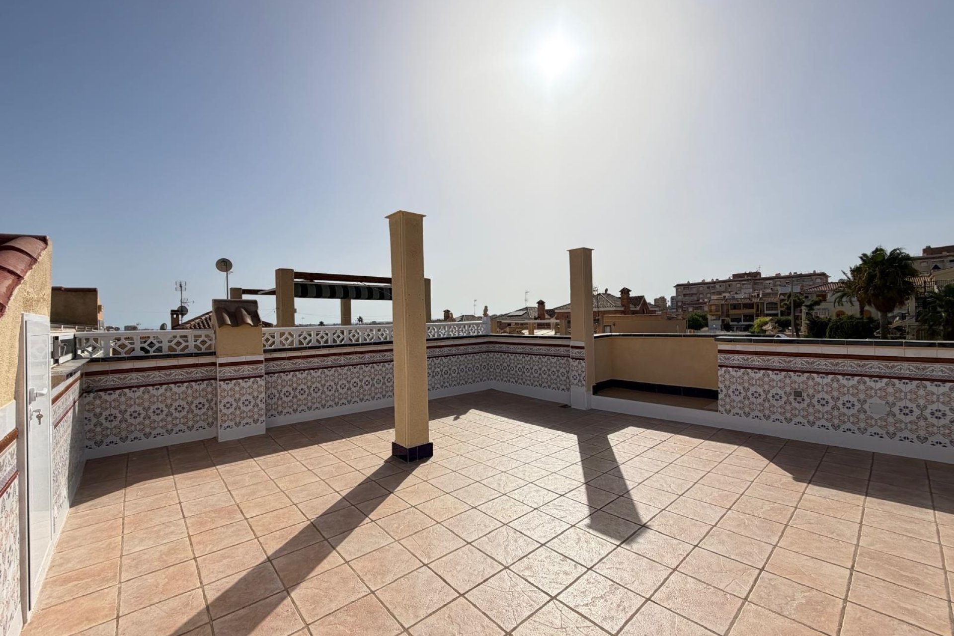 Herverkoop - Town House -
Torrevieja - Miramar - Torre Del Moro