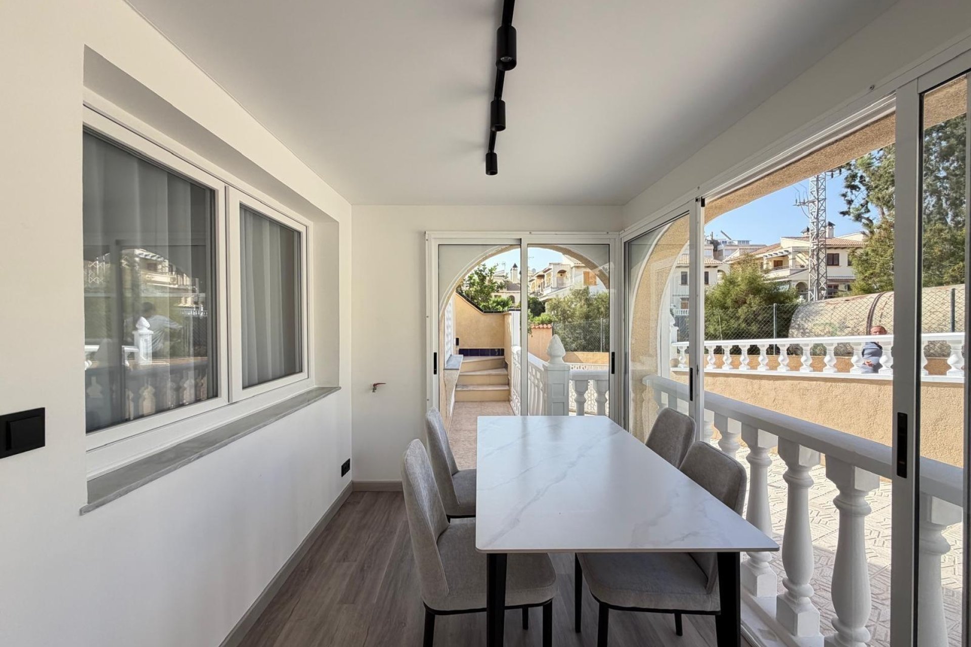 Herverkoop - Town House -
Torrevieja - Miramar - Torre Del Moro