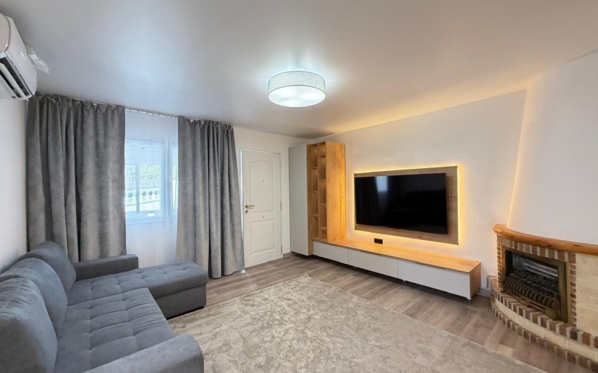 Herverkoop - Town House -
Torrevieja - Miramar - Torre Del Moro