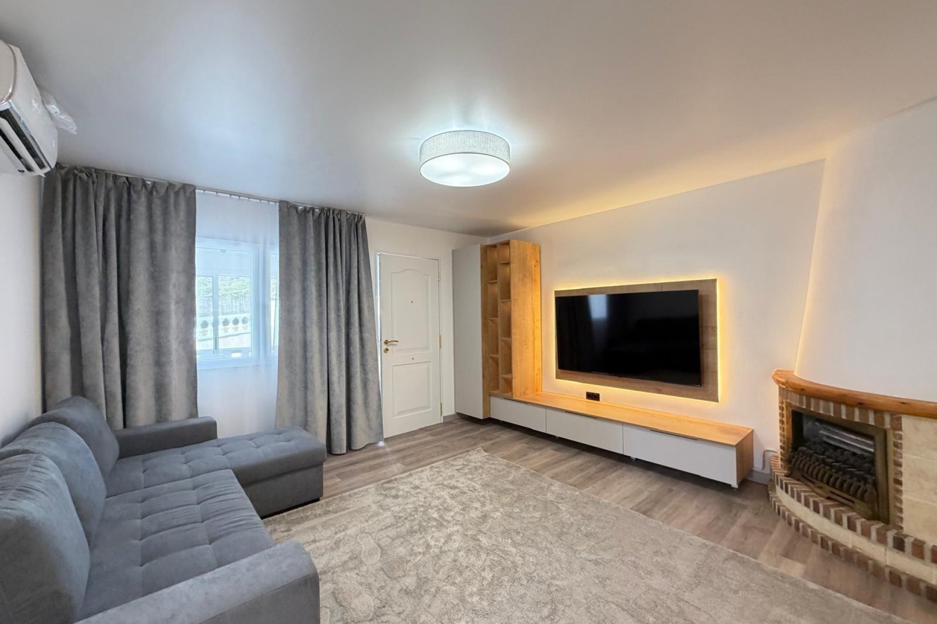 Herverkoop - Town House -
Torrevieja - Miramar - Torre Del Moro