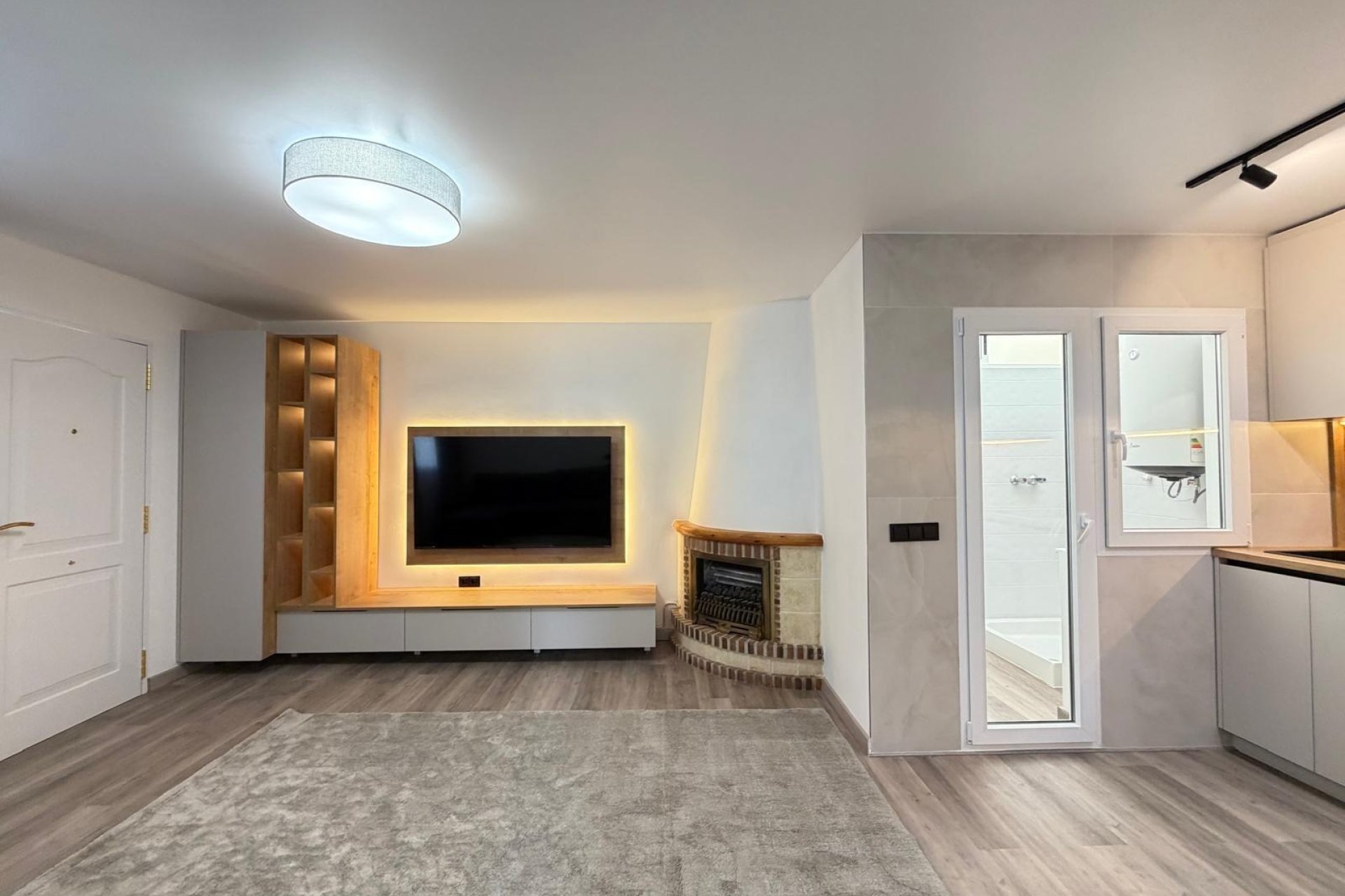 Herverkoop - Town House -
Torrevieja - Miramar - Torre Del Moro