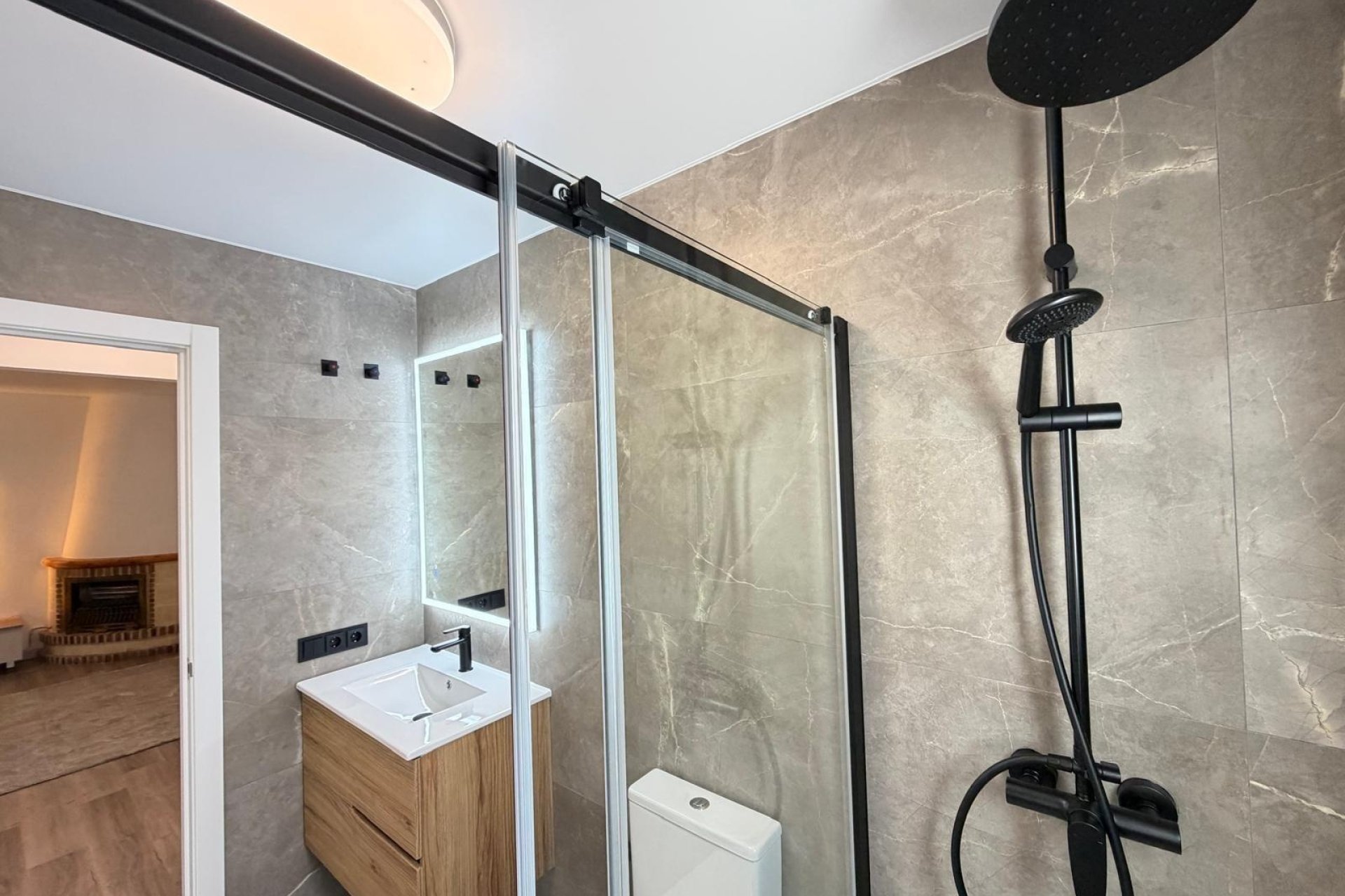 Herverkoop - Town House -
Torrevieja - Miramar - Torre Del Moro