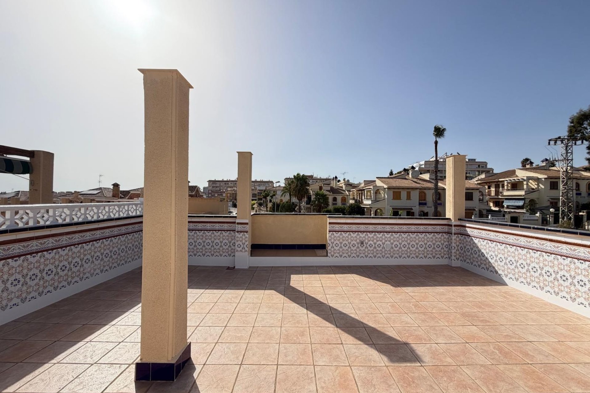Herverkoop - Town House -
Torrevieja - Miramar - Torre Del Moro