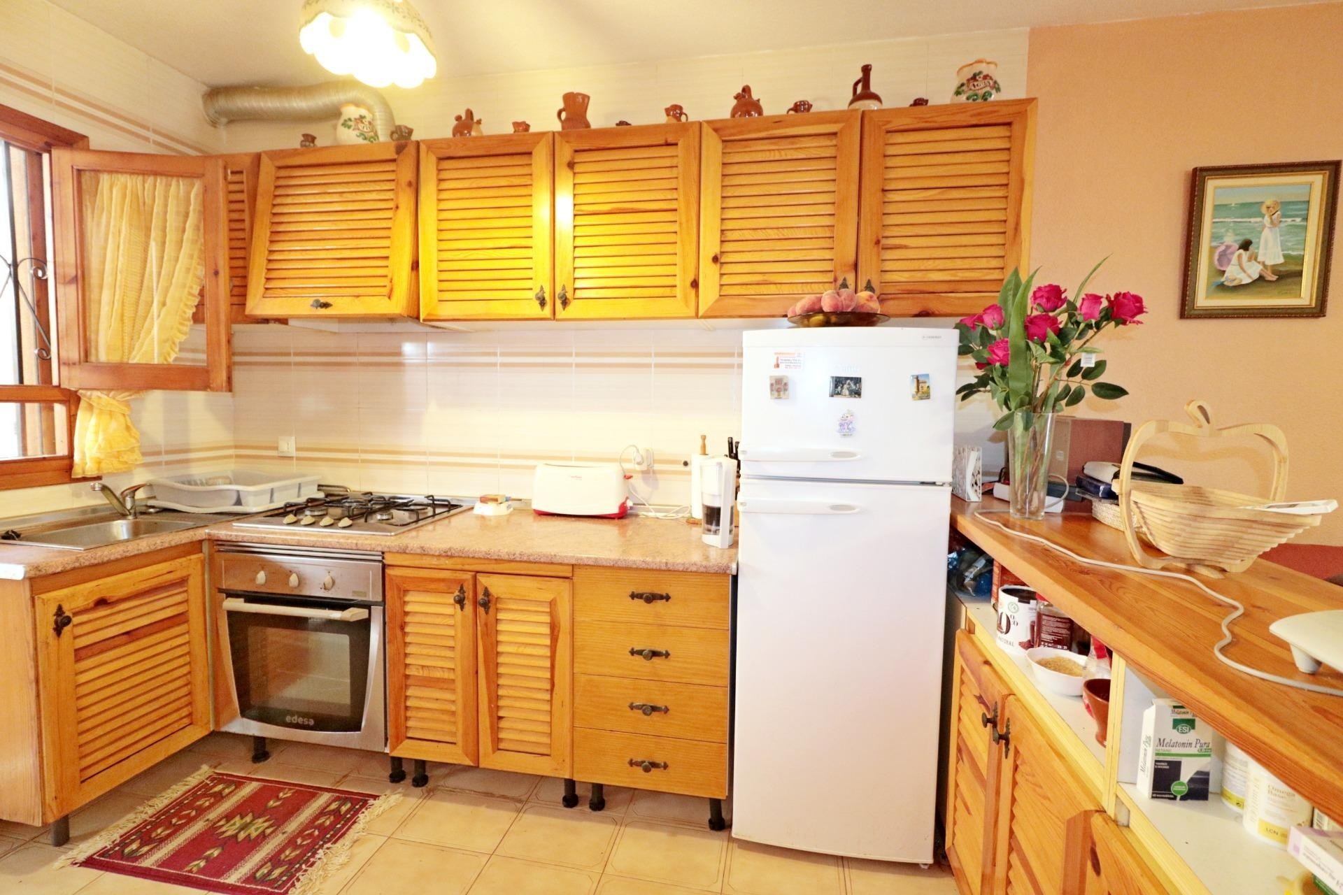 Herverkoop - Town House -
Torrevieja - Playa De Los Naufragos