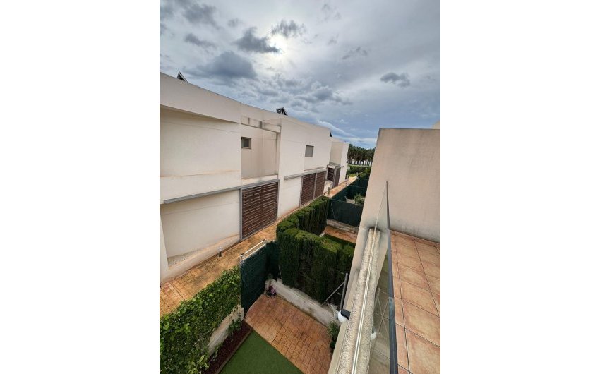Herverkoop - Town House -
Torrevieja - Punta Prima