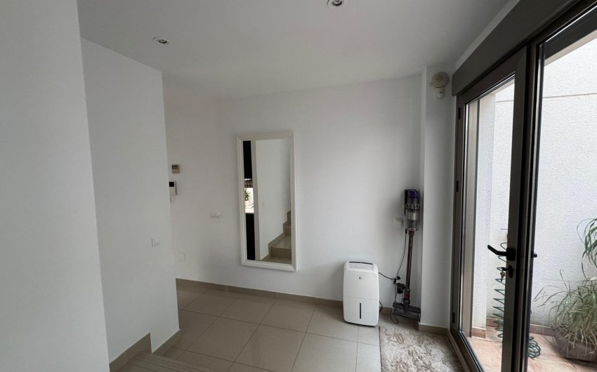 Herverkoop - Town House -
Torrevieja - Punta Prima