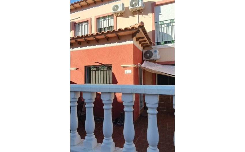 Herverkoop - Town House -
Torrevieja - Torretas