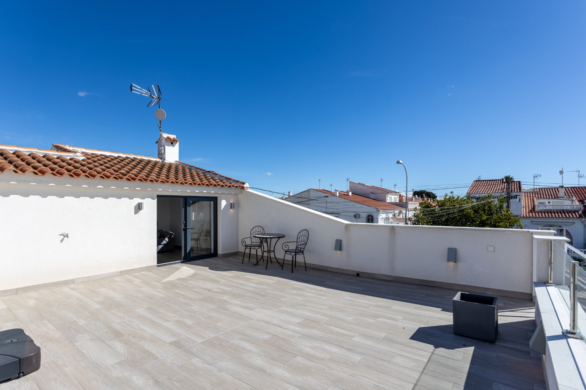 Herverkoop - Town House -
Torrevieja - Urbanización San Luis