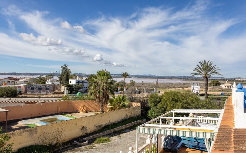 Herverkoop - Town House -
Torrevieja - Urbanización San Luis