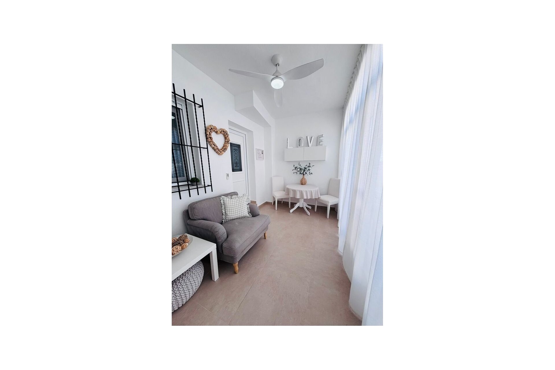 Herverkoop - Town House -
Villamartin - Costa Blanca