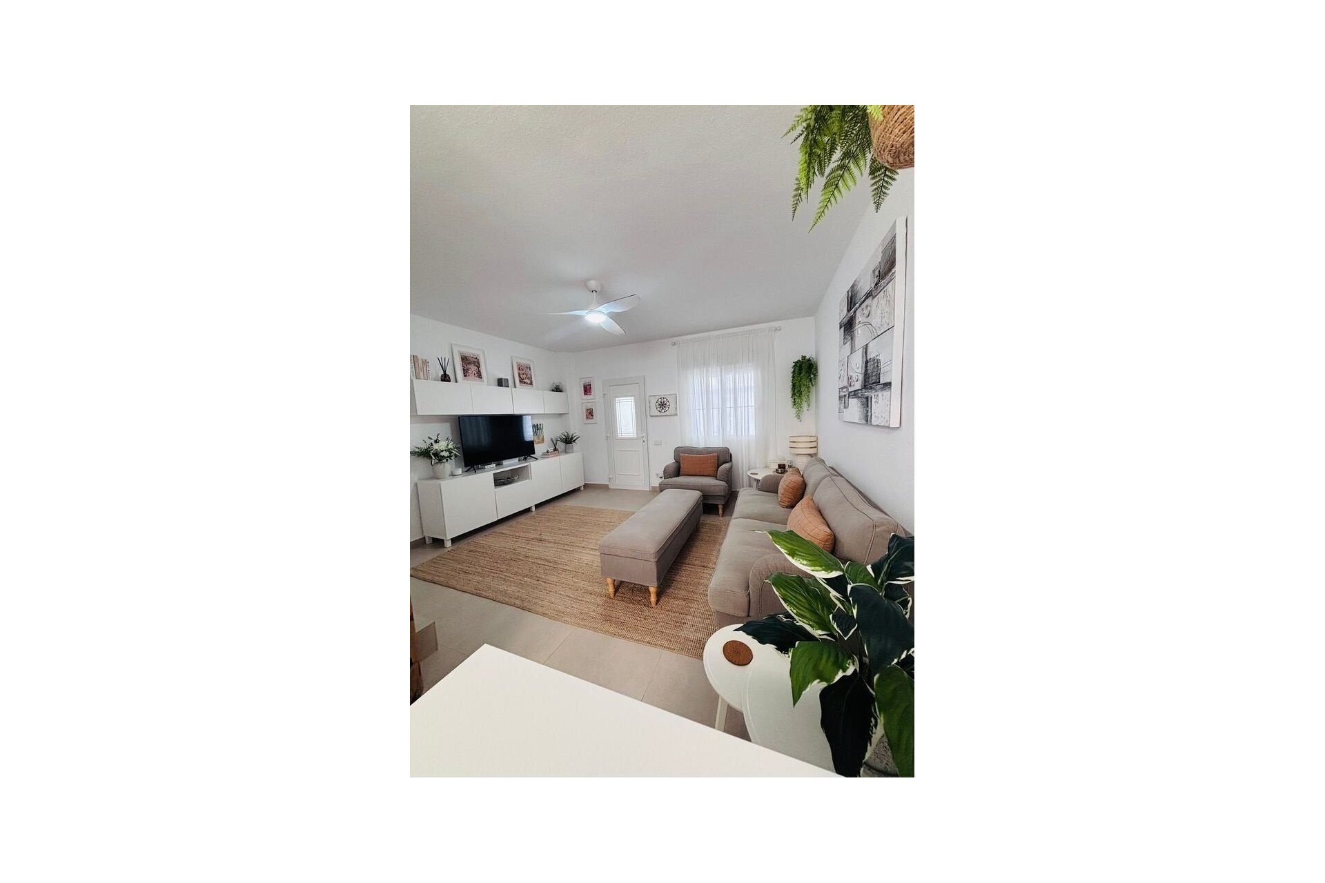 Herverkoop - Town House -
Villamartin - Costa Blanca