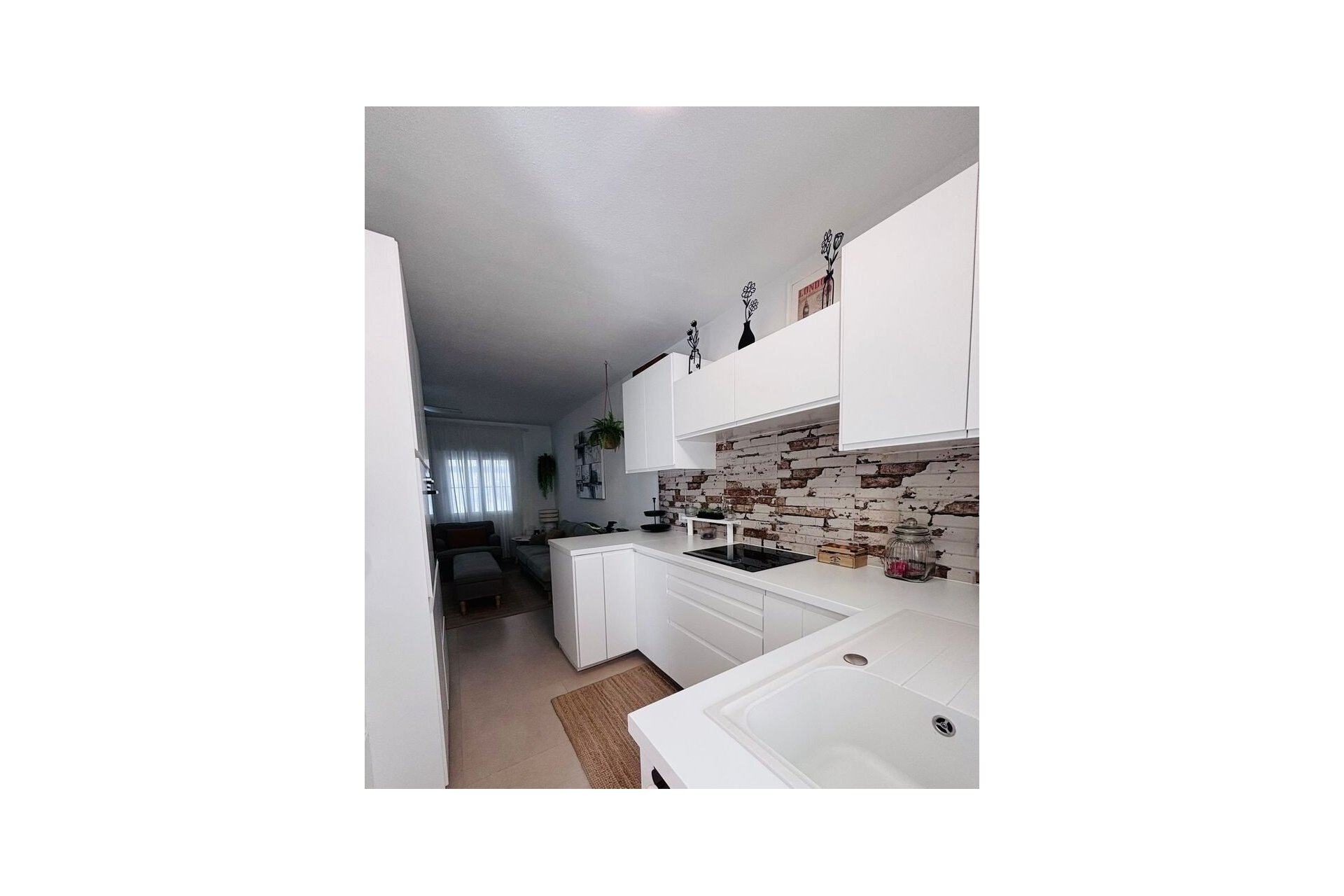 Herverkoop - Town House -
Villamartin - Costa Blanca