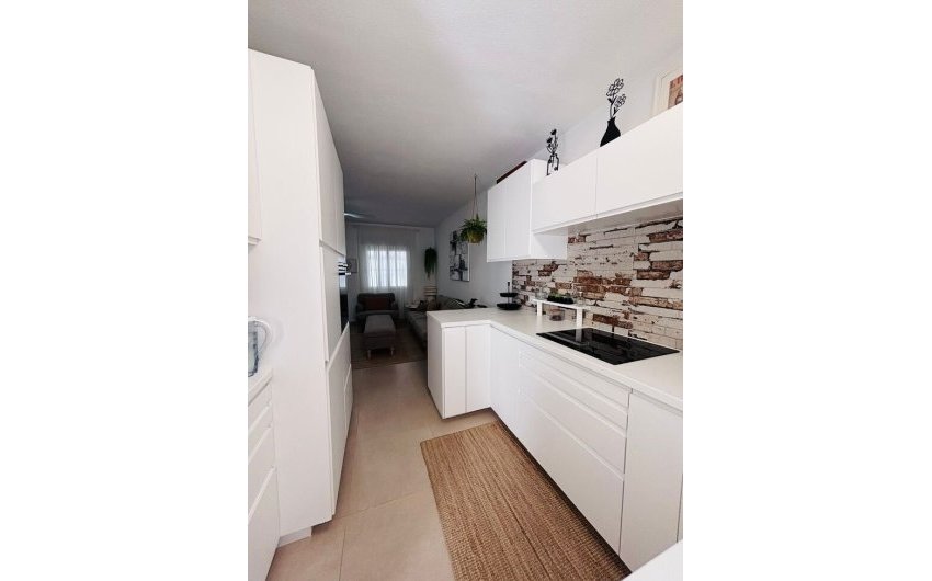 Herverkoop - Town House -
Villamartin - Costa Blanca