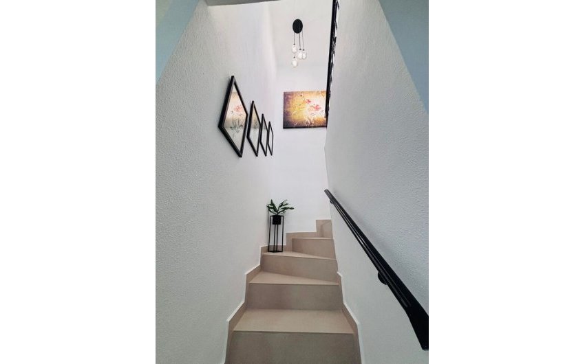 Herverkoop - Town House -
Villamartin - Costa Blanca