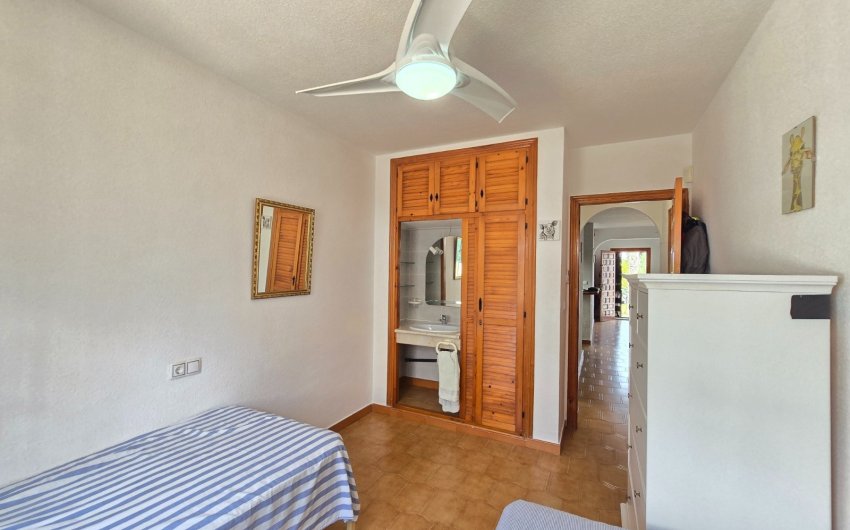Herverkoop - Town House -
Villamartin - Costa Blanca