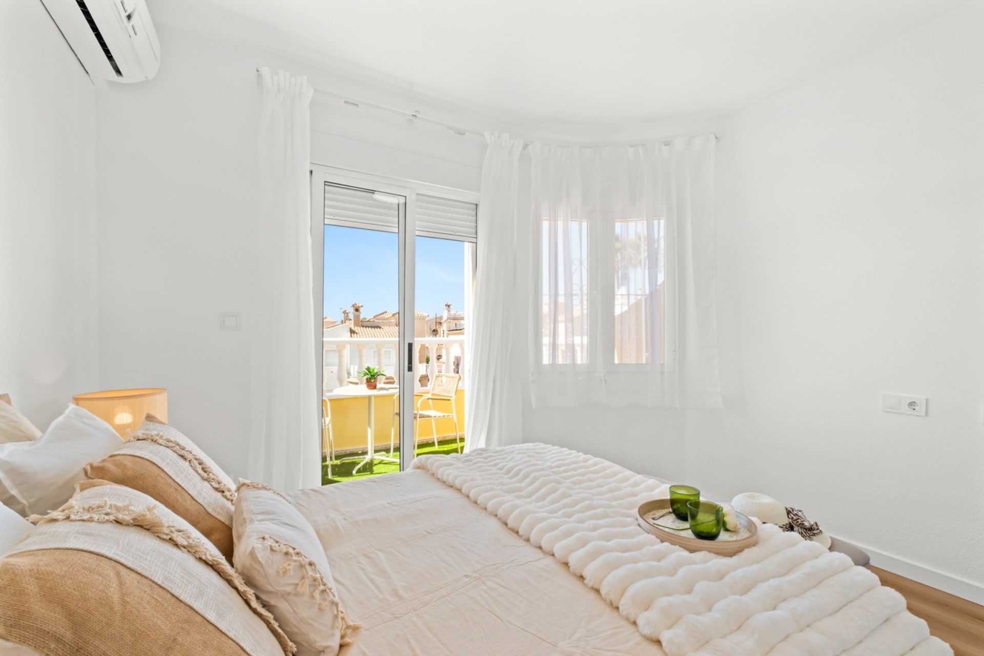 Herverkoop - Town House -
Villamartin - Costa Blanca