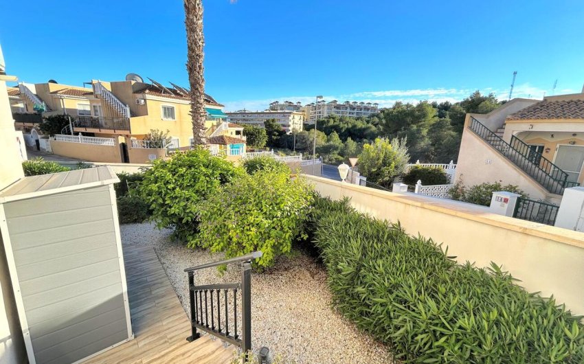 Herverkoop - Town House -
Villamartin - Costa Blanca