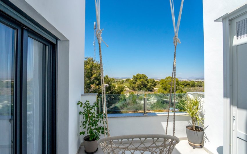Herverkoop - Town House -
Villamartin - Costa Blanca