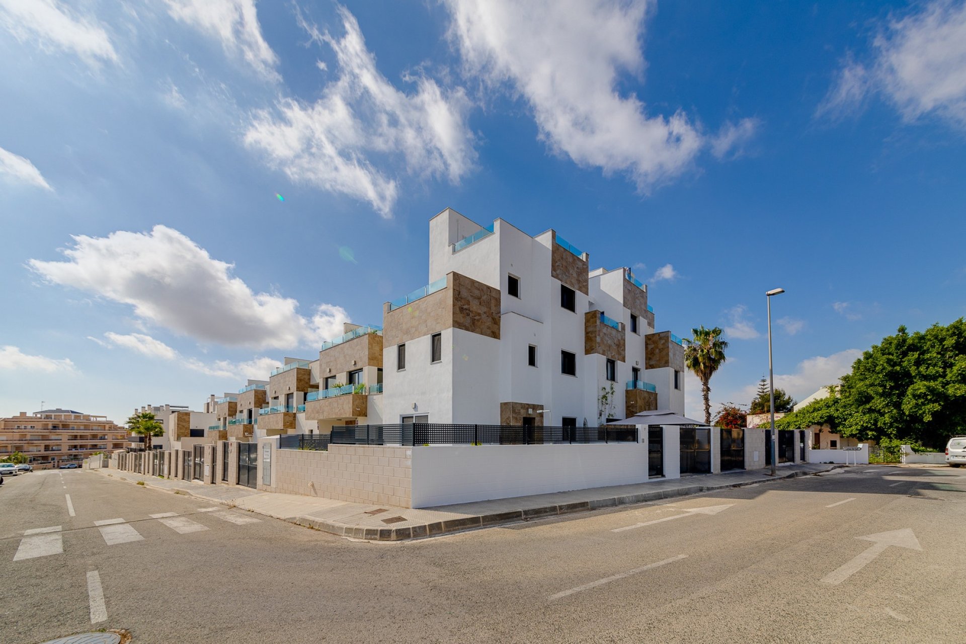 Herverkoop - Town House -
Villamartin - Costa Blanca