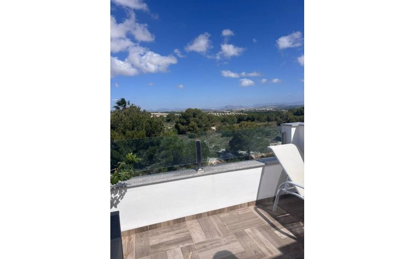 Herverkoop - Town House -
Villamartin - Costa Blanca