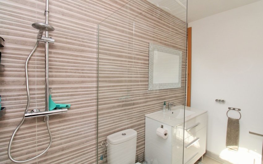 Herverkoop - Town House -
Villamartin - Costa Blanca