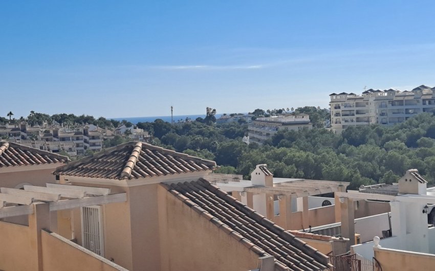 Herverkoop - Town House -
Villamartin - Las filipinas