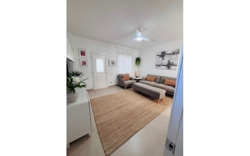 Herverkoop - Town House -
Villamartin - Orihuela Costa