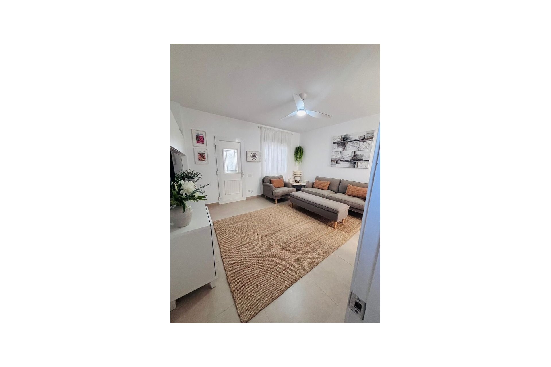 Herverkoop - Town House -
Villamartin - Orihuela Costa