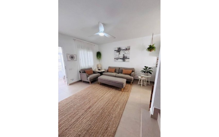 Herverkoop - Town House -
Villamartin - Orihuela Costa