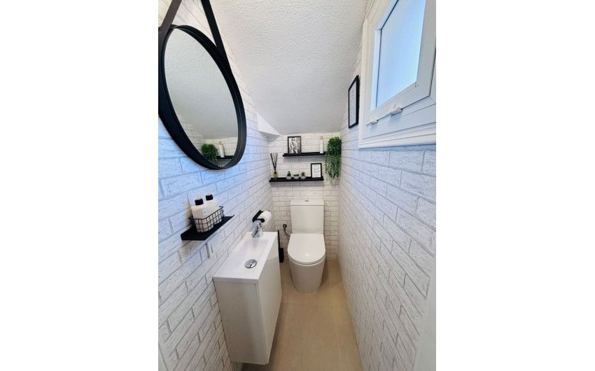 Herverkoop - Town House -
Villamartin - Orihuela Costa