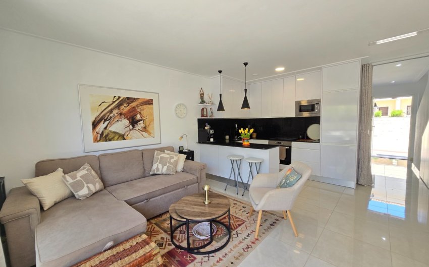 Herverkoop - Townhouse * -
Ciudad Quesada * - Doña Pepa *