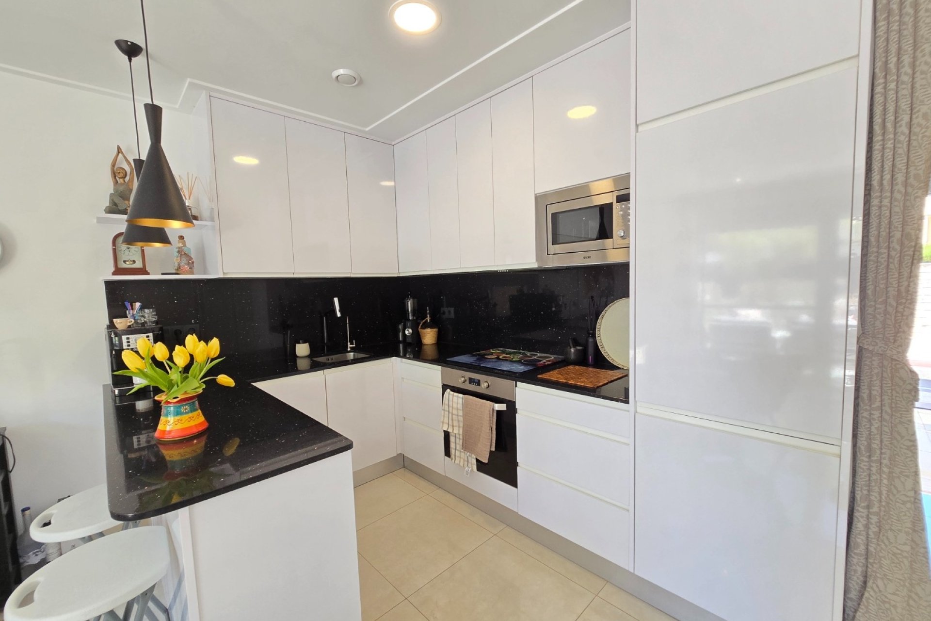 Herverkoop - Townhouse * -
Ciudad Quesada * - Doña Pepa *