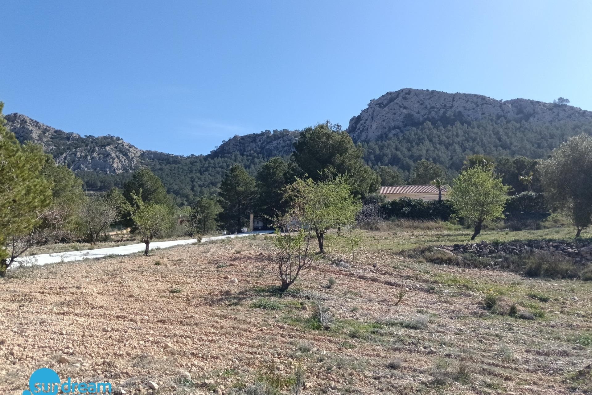 Herverkoop - Villa -
Abanilla